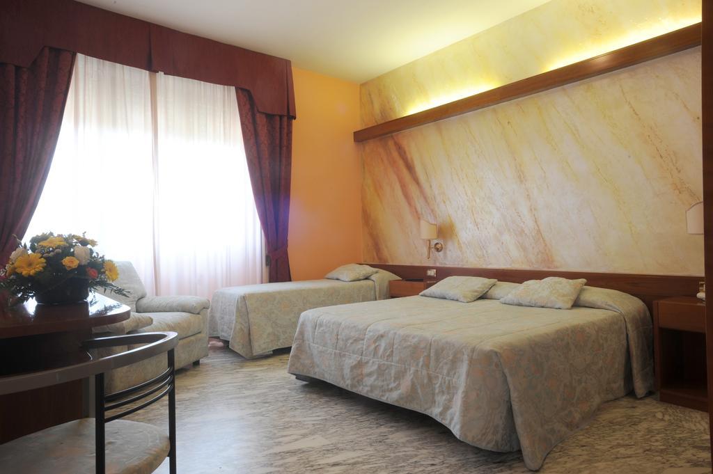 Hotel Excelsior Monticchio  Экстерьер фото