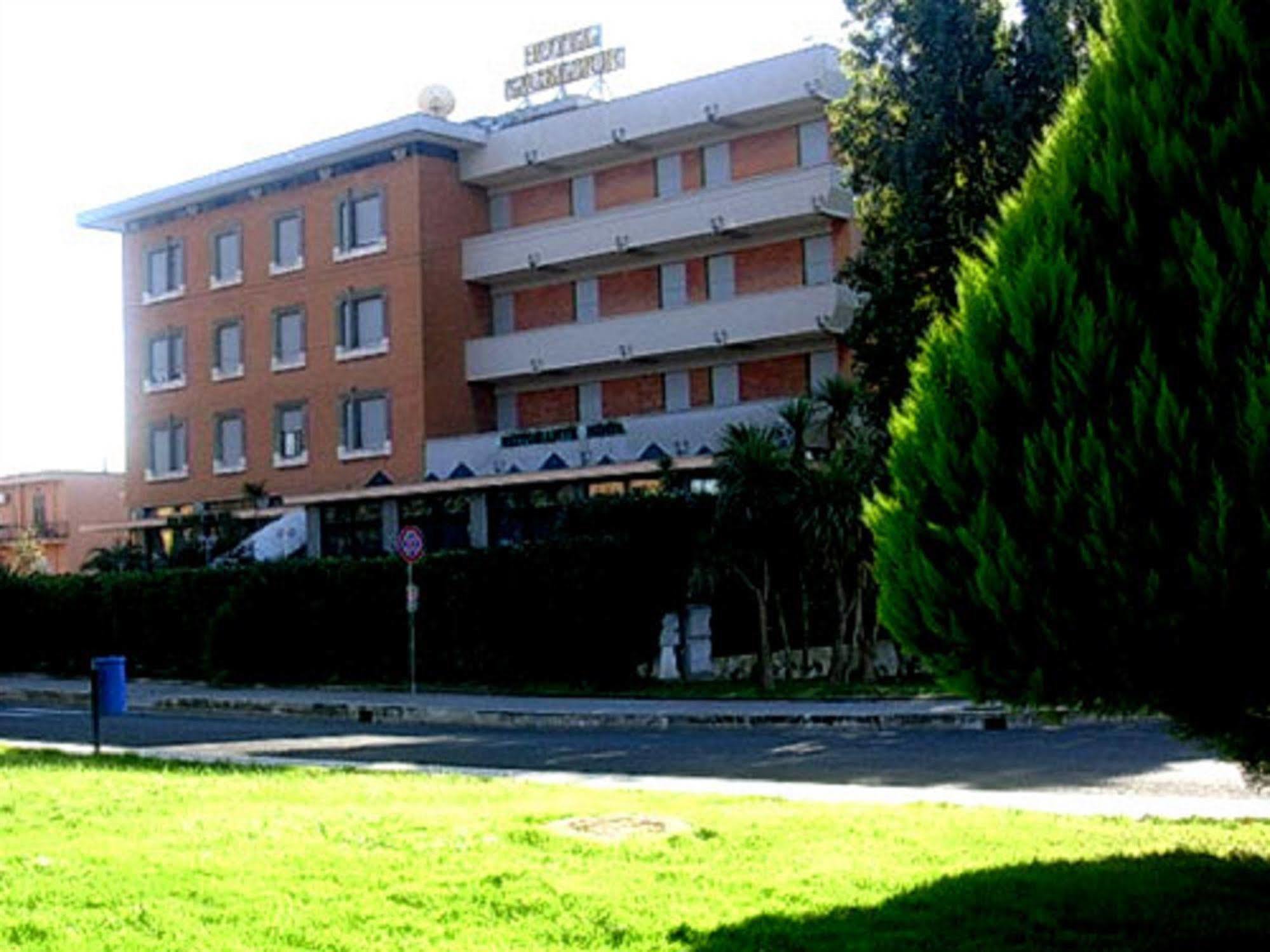 Hotel Excelsior Monticchio  Экстерьер фото